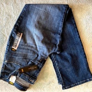 NWT Lee Jeans Size 16 Long Mid Rise Straight Leg